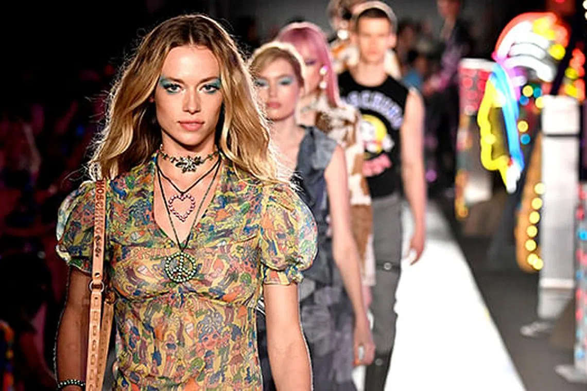 Watch The Moschino Spring/Summer 2018 Show Live From Milan | Harper's ...