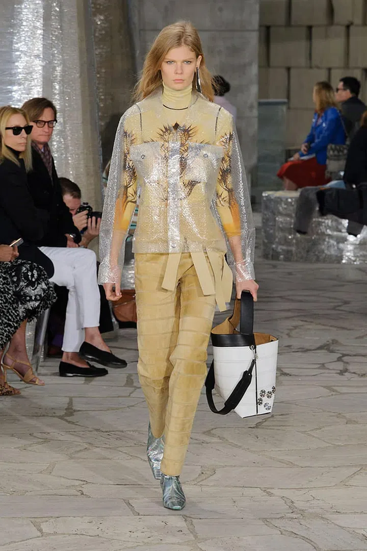 Loewe SS16