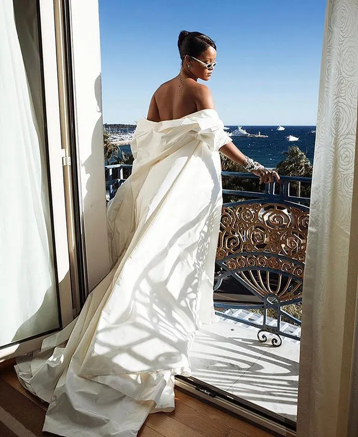 Photo: @badgalriri