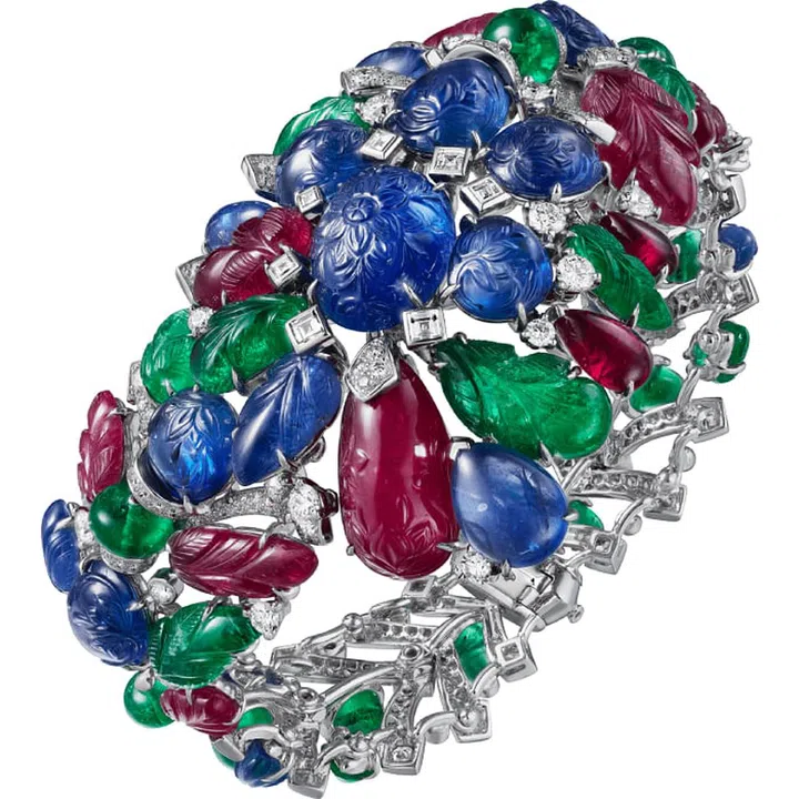 Cartier Beautes du Monde in article (1)