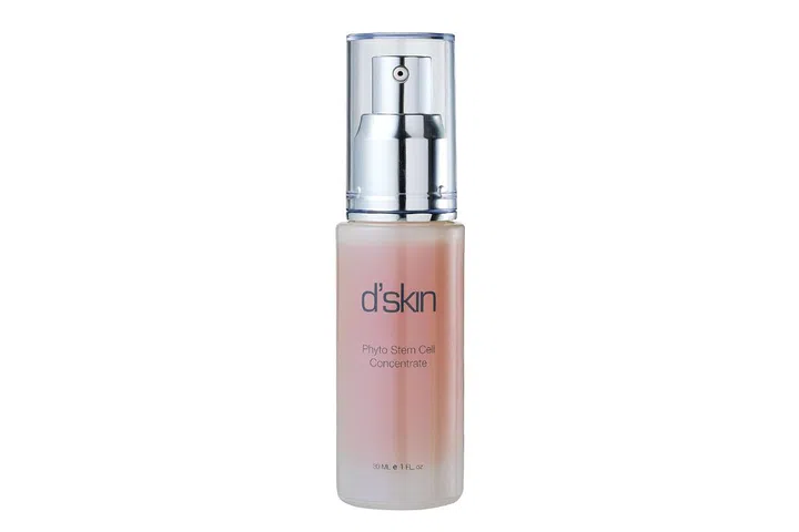 Rare Swiss apple and Argan fruit stem cells stimulate the skin's ability to self-repair and defend itself against external aggressors like pollution and UV.