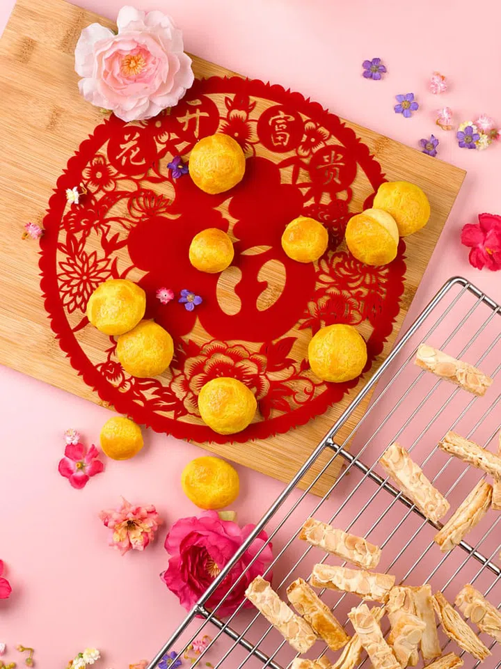 chinese new year treats