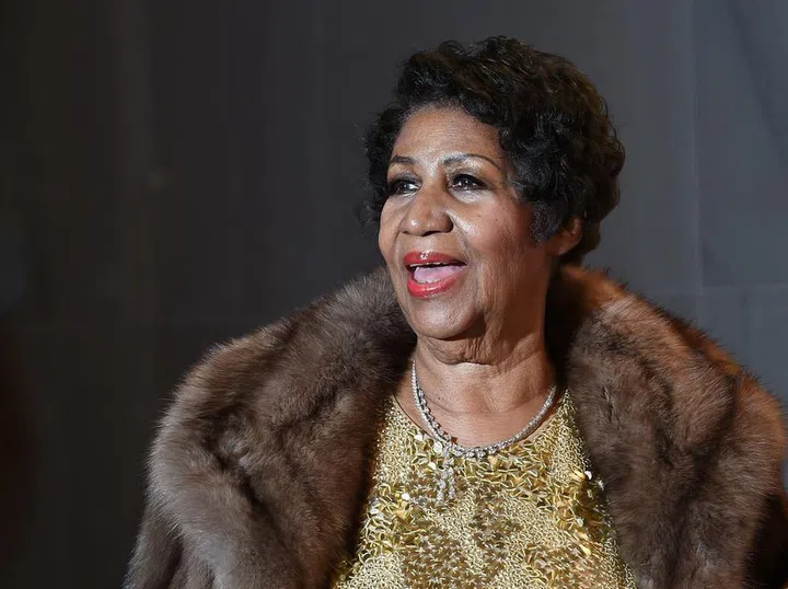 "I wasn’t sure about the air factor onstage, and air can mess with the voice from time to time. And I didn’t want to have that problem that evening. It’s been a long time since I’ve done Kennedy Center, and I wanted to have a peerless performance," Franklin explained to Vogue in 2016. "Once I determined that the air was all right while I was singing, I said, “Let’s get out of this coat! I’m feeling it. Let’s go!"
Photo: Getty
