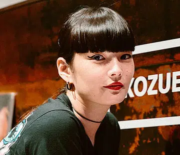 kozue akimoto