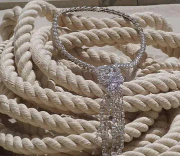 chanel flying cloud