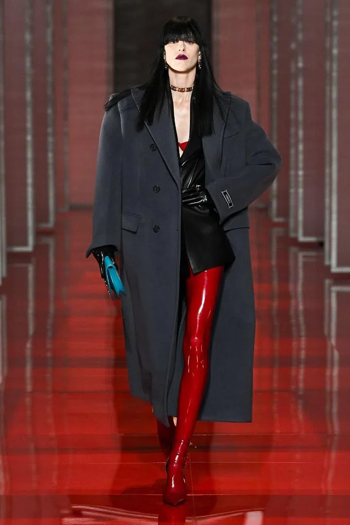 Photo: Versace