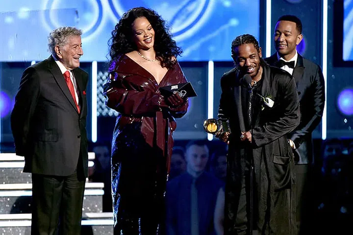 rihanna grammys 2018
