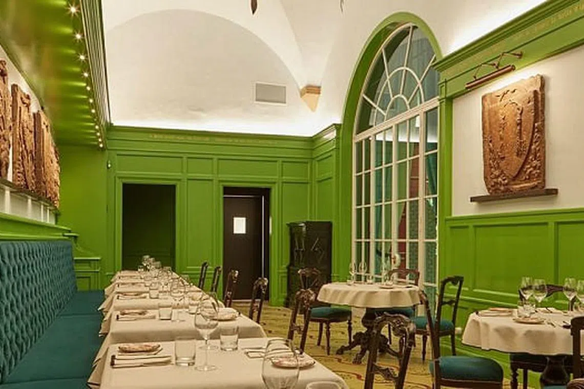 Eat Chic: Gucci Is Serving Up Exclusive Products–and Pasta–in Florence ...
