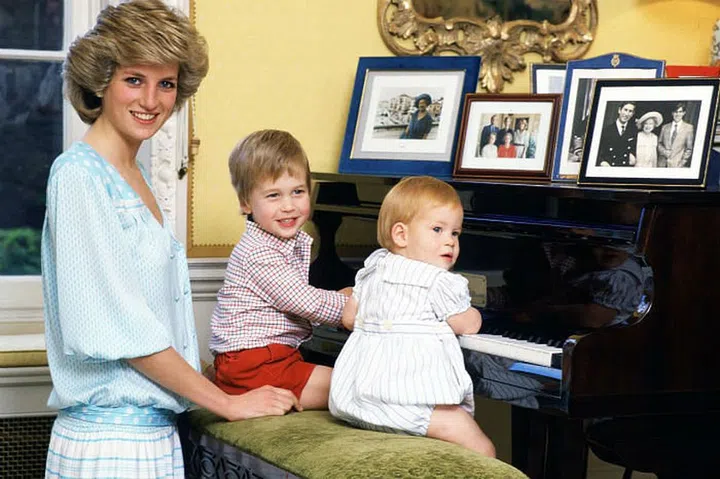 According to The Telegraph, "Queen Victoria found the idea of breastfeeding repellent, considering it the 'ruin' of intellectual and refined young ladies." Today it remains a personal decision.
Photo: Getty

