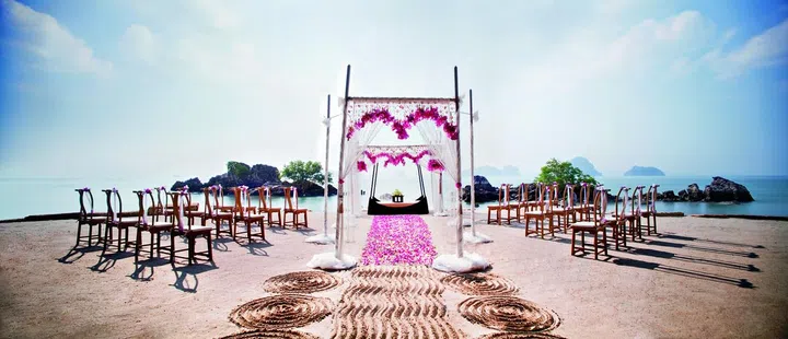 SB0215_In Love_Movie Wedding Beach Wedding