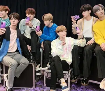 The New Samsung BTS Edition Samsung Galaxy S20+ and Buds+ Are ARMY Must-Haves - Featured