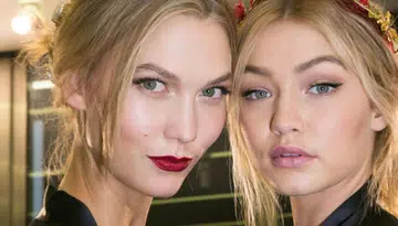 12 iconic lipsticks