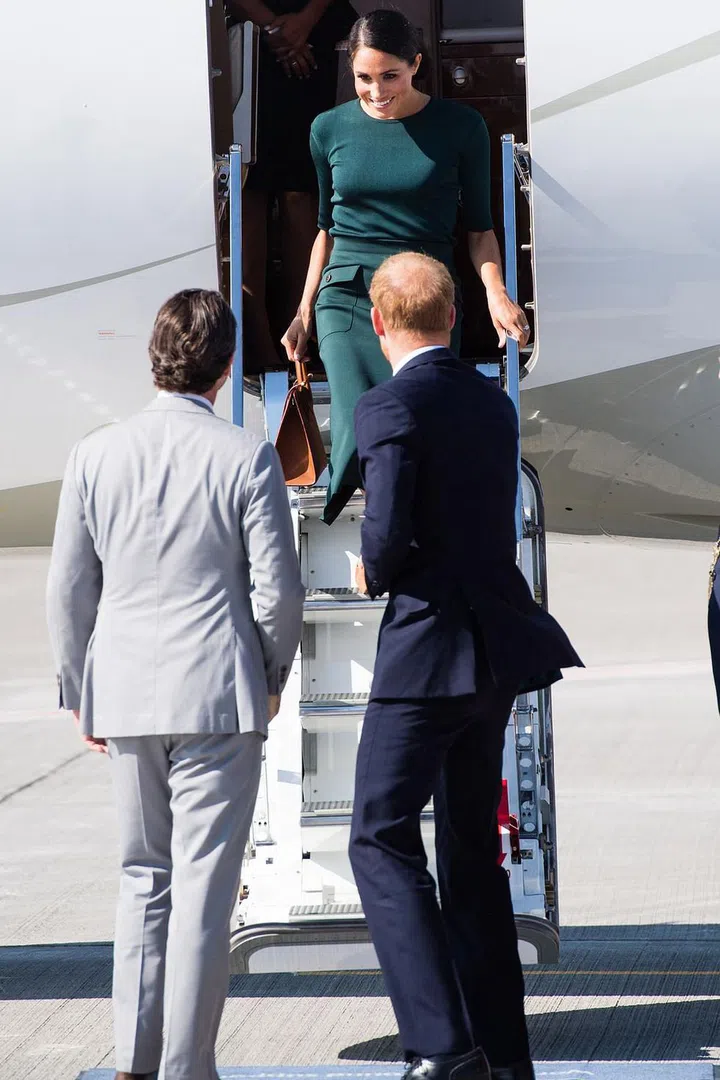 Meghan and Harry touch down at the Dublin airport on Tuesday afternoon.
Photo: Getty