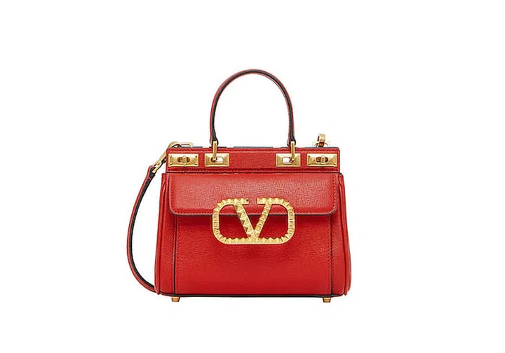 Valentino Garavani Medium Rockstud Alcove bag (Photo: Valentino)