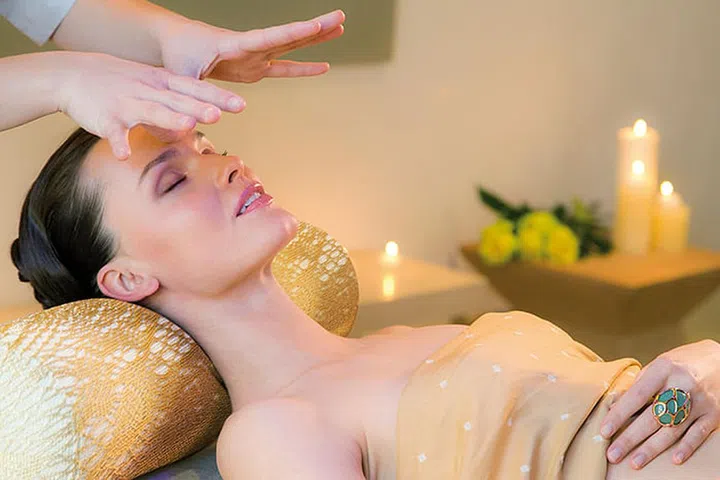 spa awards giveaways