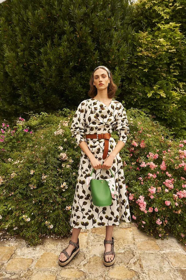 The Cuir de Russie is constructed from the same leather used for the flap and handle of a Longchamp classic: Le Pliage. (Photo: Longchamp)