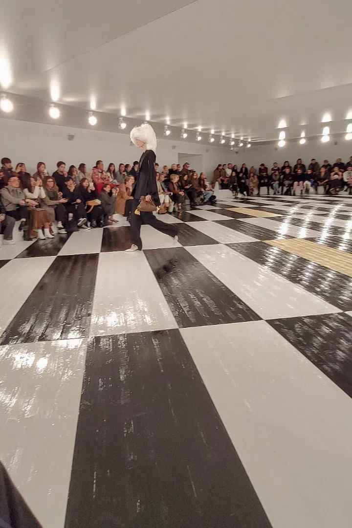 Unconventional silhouettes at Loewe AW2020
