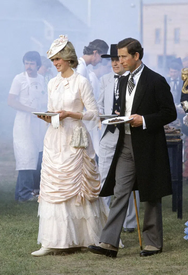 Even in costume—at a Canadian barbecue, no less—she looked like a queen. Photo: Getty 