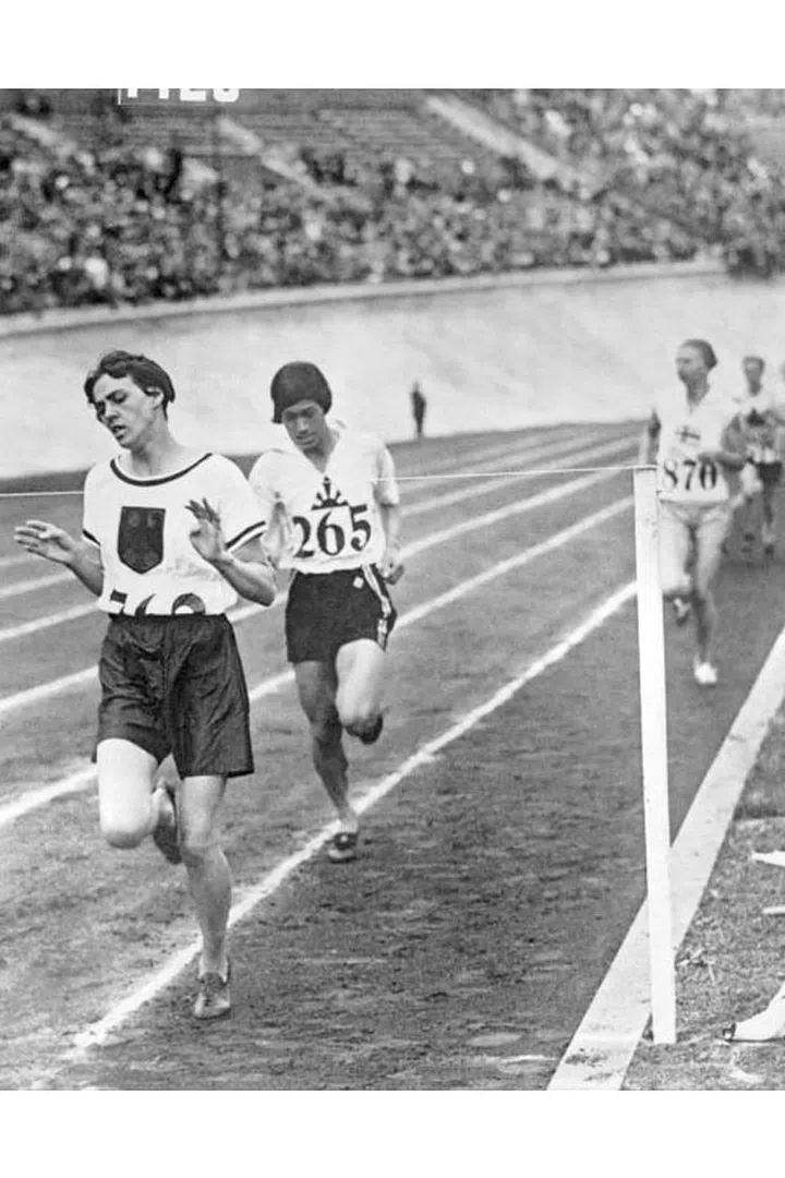 The women's 800 meter race in Amsterdam, Netherlands. This is the first year women are allowed to compete in track and field, following pressure from women's leagues as rights for women expand throughout the world. Photo: Getty
