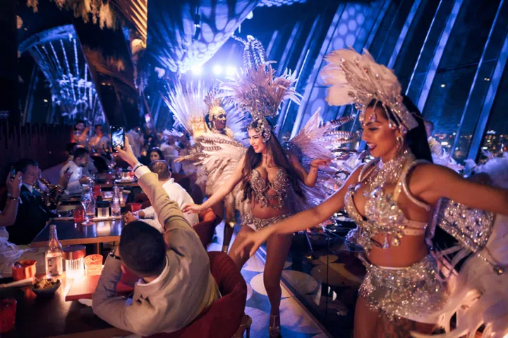 SUSHISAMBA’s Sambazonia All-White New Year’s Eve Party