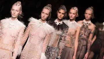 VALENTINO FW16 LIVESTREAM