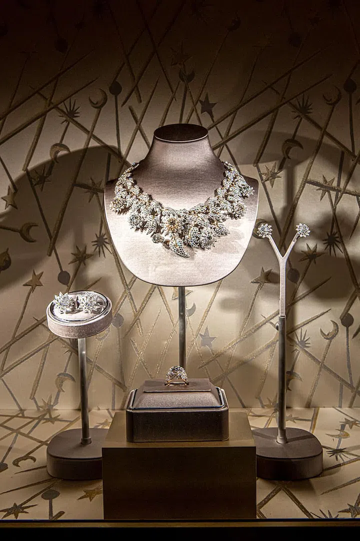Schlumberger Thistle necklace (Photo: Tiffany & Co.)