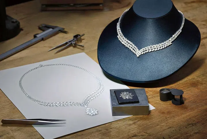 Harry Winston's Epic Cluster Diamond 