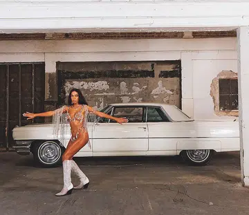 Why Some Musicians Are Embracing Minimalism In The Age Of Maximalism