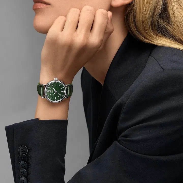 10 Best Women s Watches Under S 10 000 Harper s Bazaar Singapore
