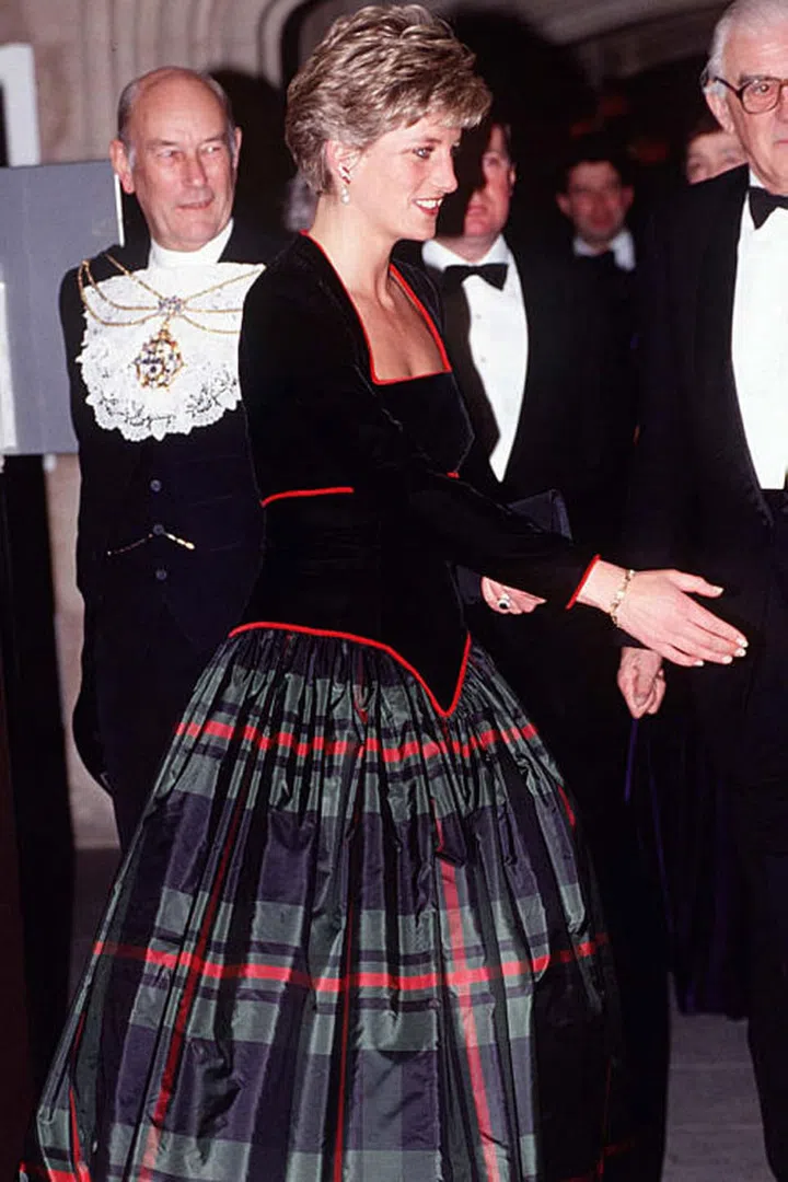 Di could even pull off plaid as formal wear.