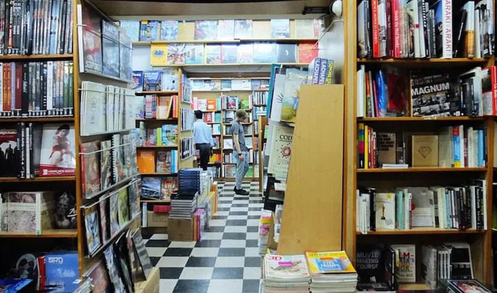A bookstore might not be the ideal place for an #ootd shot, but it's the go-to spot for influencers who want to stay out from the sun.  What makes this cult gem a hit is their playful layout from the shelves to the newsstand. 

Photo: The Honeycombers