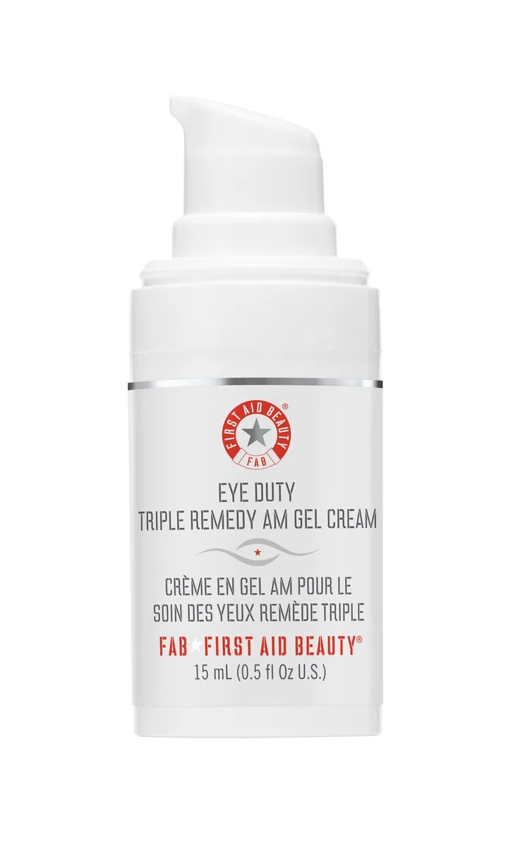 This three-in-one gel melts into skin to refresh, hydrate and soothe for healthy and comforted skin. 