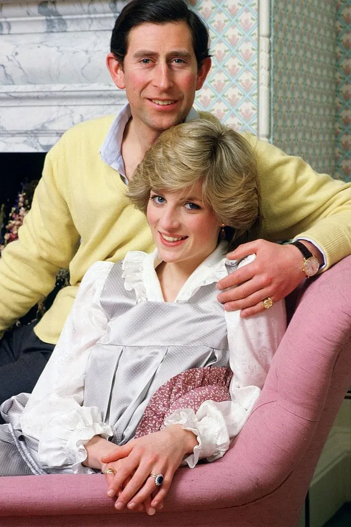 Posing together at home in Kensington Palace. Photo: Getty 