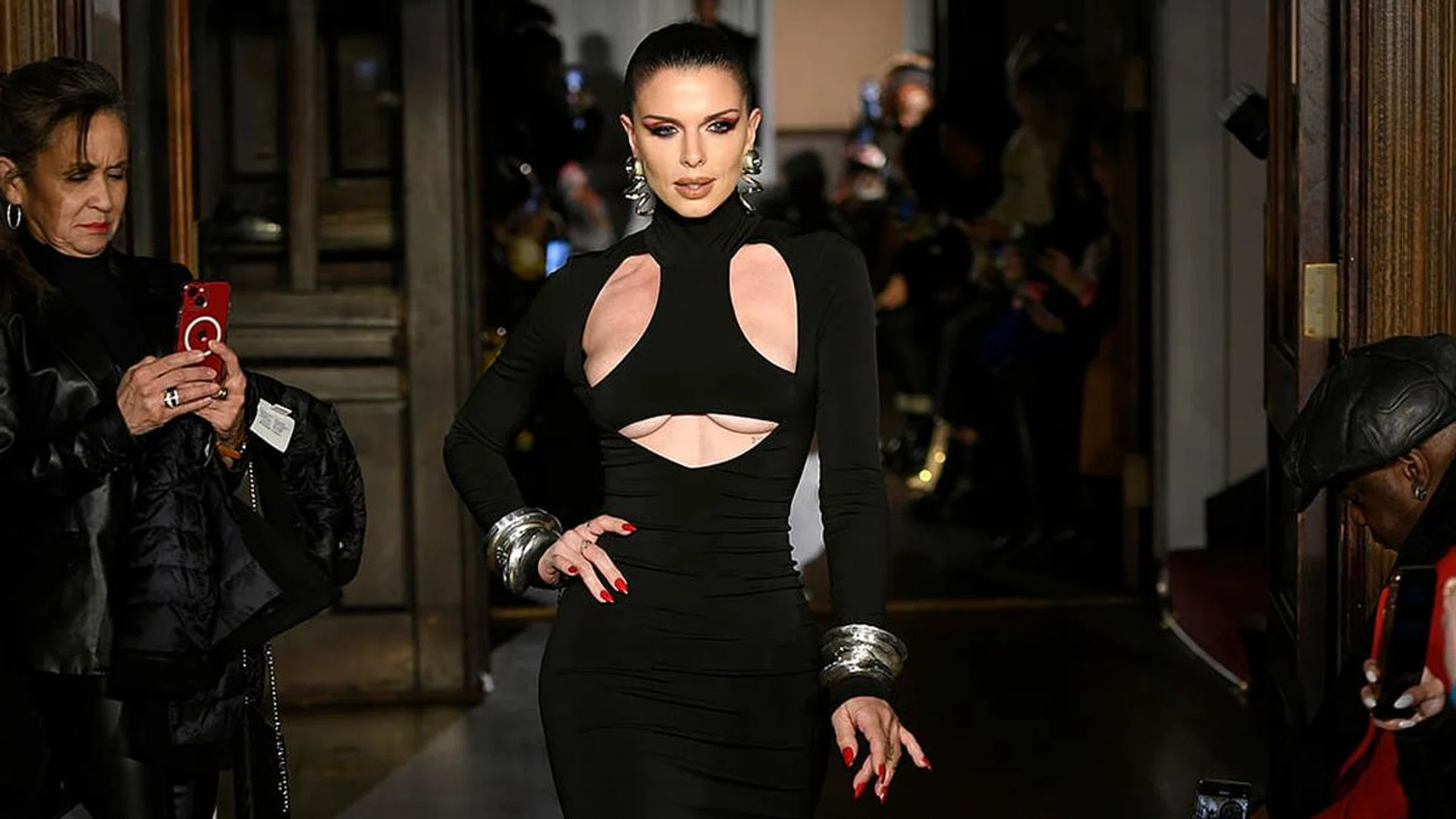 Midriff Magic – How To Rock The Trend, According To These Celebrities-Feature Image copy