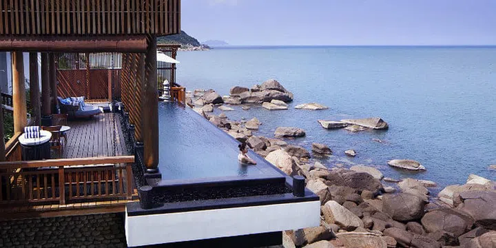 The Seaside Villa 