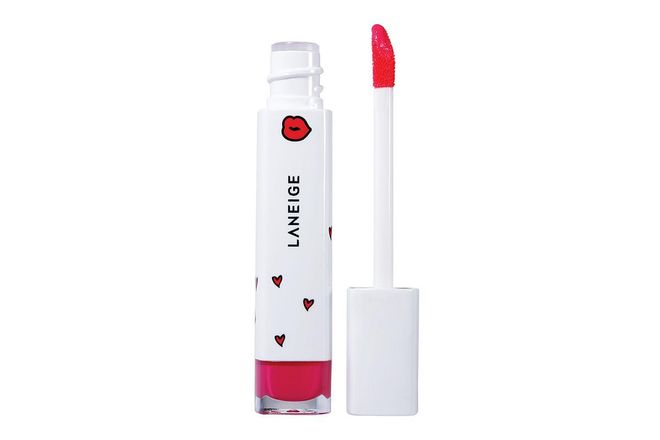 ts double-layer gel- forming technology locks in colour while delivering lip balm-like properties.