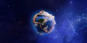 Lil Dicky's Earth MV