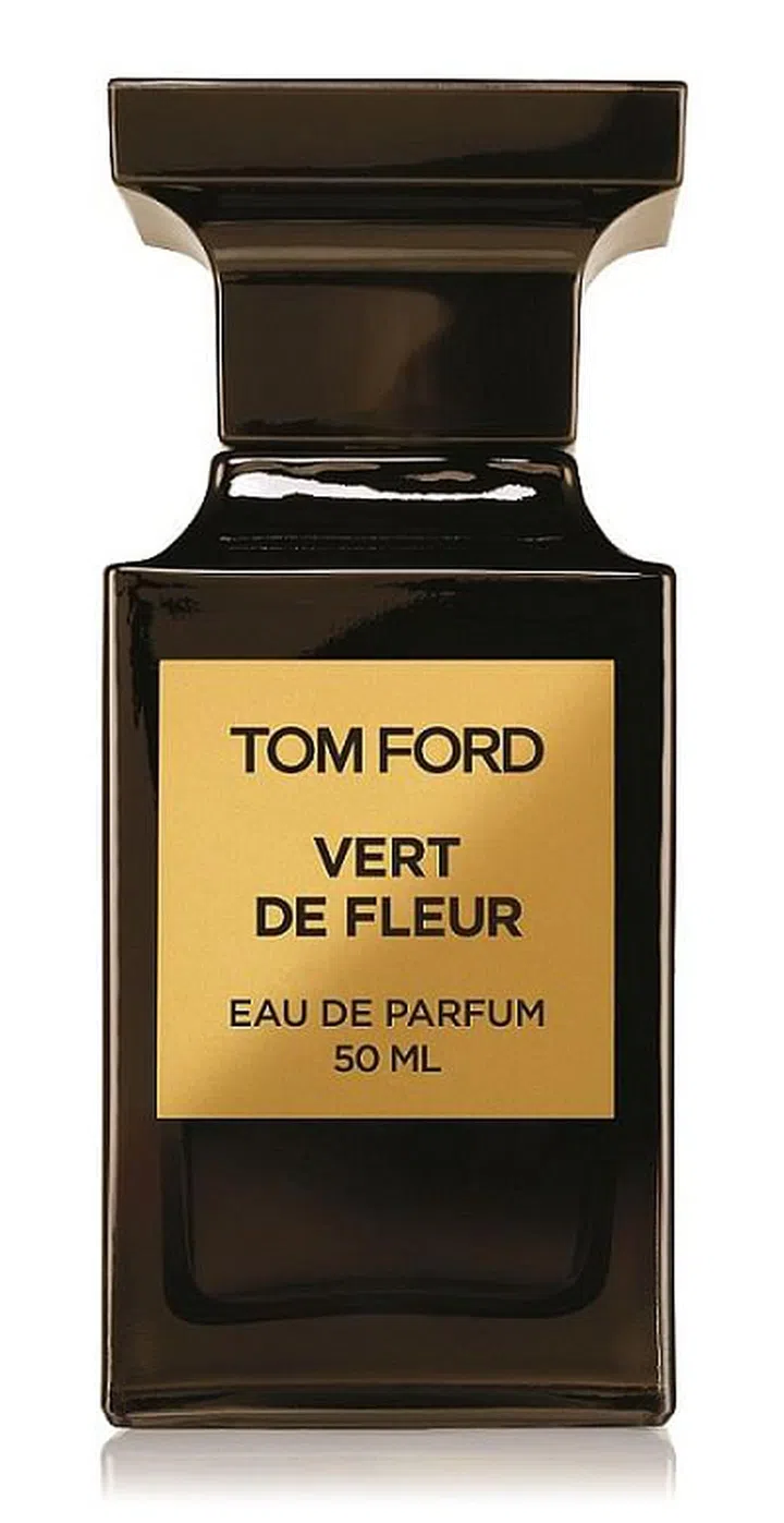 Galbanum resin grounds wispy hints of iris and hyacinth for a well-nuanced and utterly captivating scent.