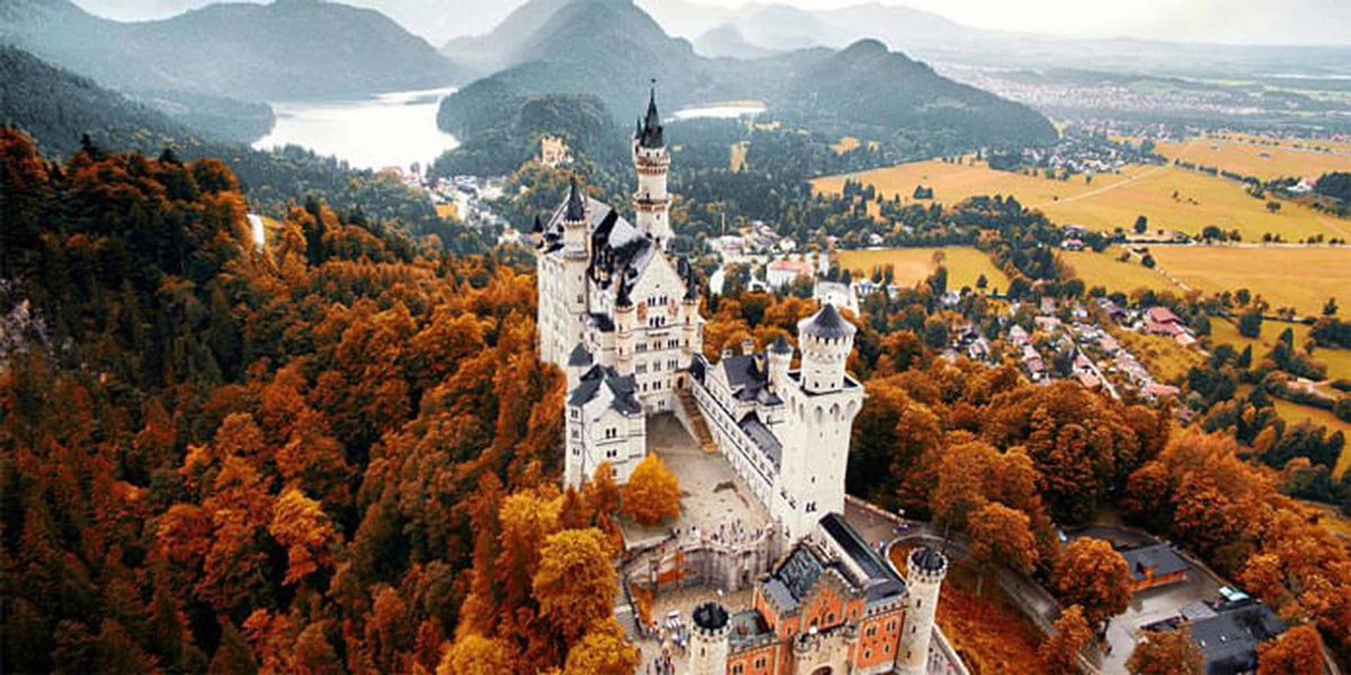 This Job Will Pay You to Photograph the Most Beautiful Places in the World