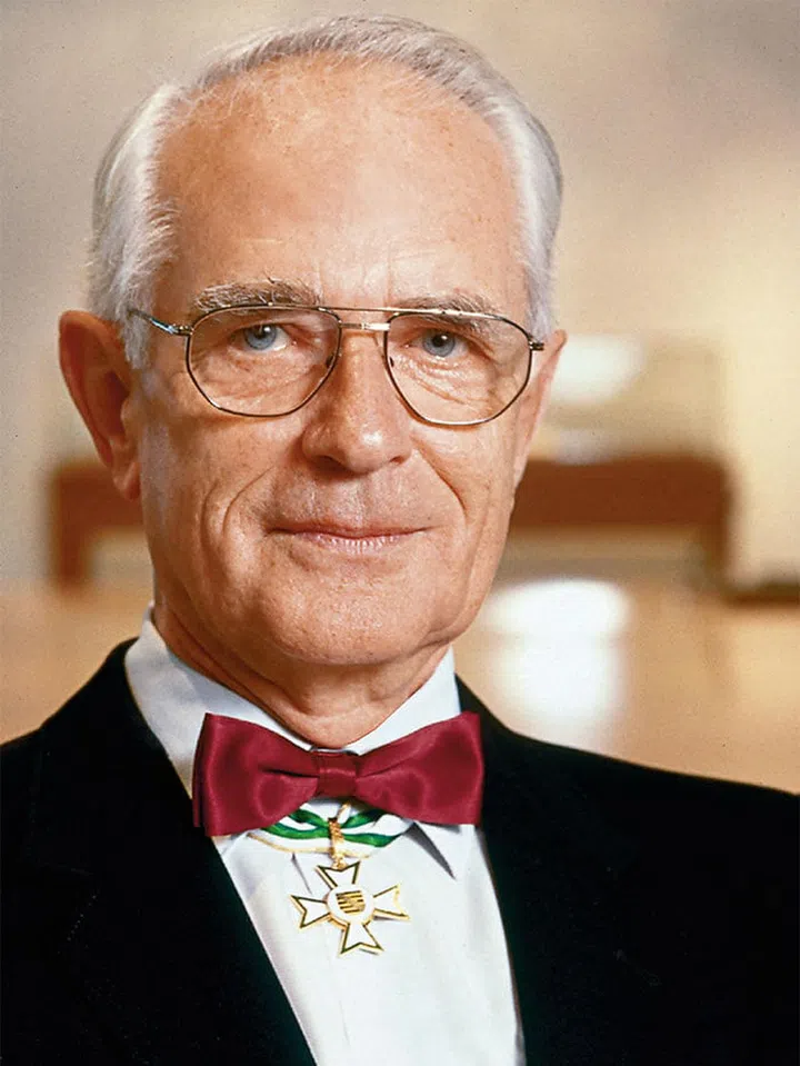 Horology runs in Lange’s blood. The German co-founder of A. Lange & Söhne—manufacturer of luxury and prestige watches—is the great-grandson of Adolph Lange, clockmaker to the former kings of Saxony. With his impressive lineage, Lange’s sole focus was realising his birthright of creating quality time-telling devices, so much so that he dedicated his entire life to it.