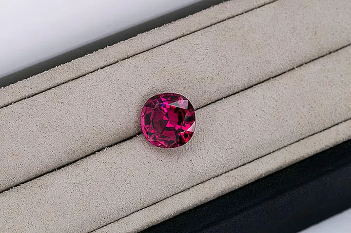 A very rare 10.5 ct Mahenge Spinel from Tanzania. Photo courtesy of Arte Oro