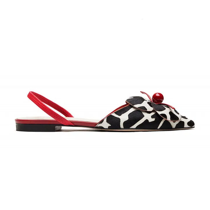 A giraffe calf-hair appliqué = the cherry on top.
