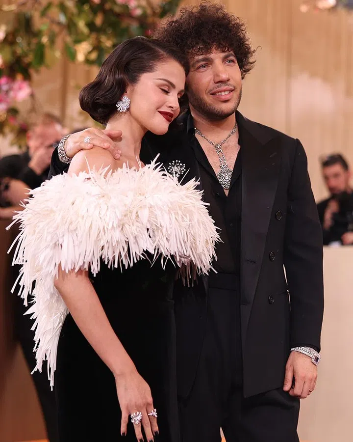best jewellery and watch moments golden globes 2026 | selena gomez wearing chanel and benny blanco wearing jacob and co watch