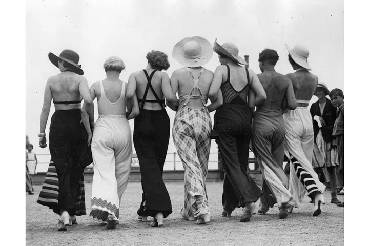 From day to night to beach, a pair of wide-legged pants makes for a chic focal point of any outfit.