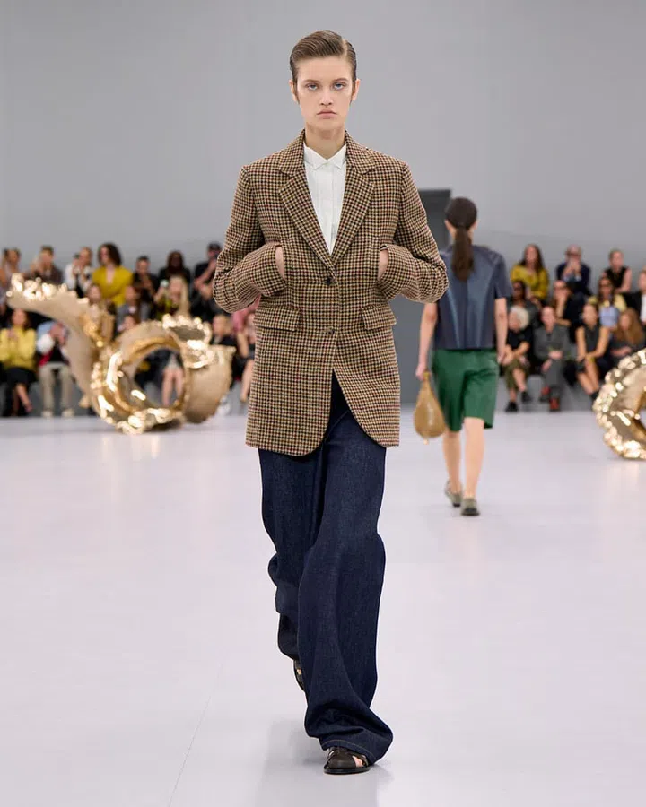 Photo: LOEWE