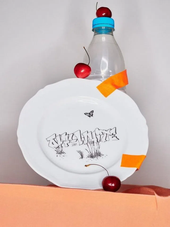 Porcelain dessert plate (Photo: Off-White)