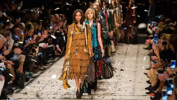 burberry, spring 2016, snapchat