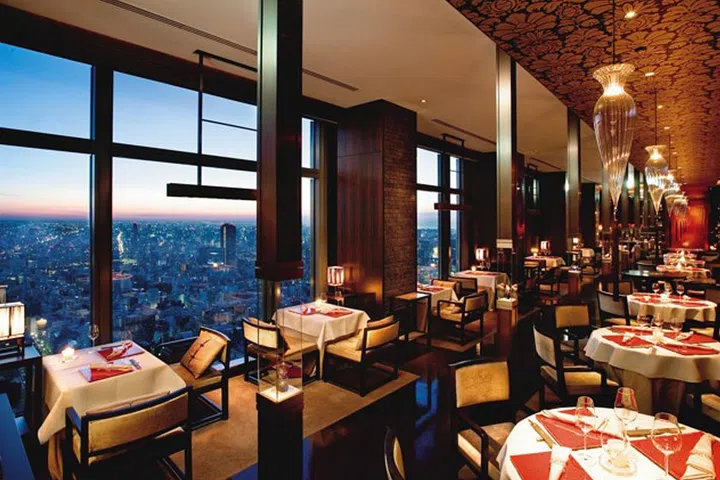 Signature, the hotel's restaurant helmed by Chef Nicolas Boujéma, is constantly reinventing fine French cuisine, adding doses of modern flair. Test your palette on foie gras in ravioli with snow peas and duck velouté, all while looking out at the twinkling lights of Tokyo.  Photo: Mandarin Oriental