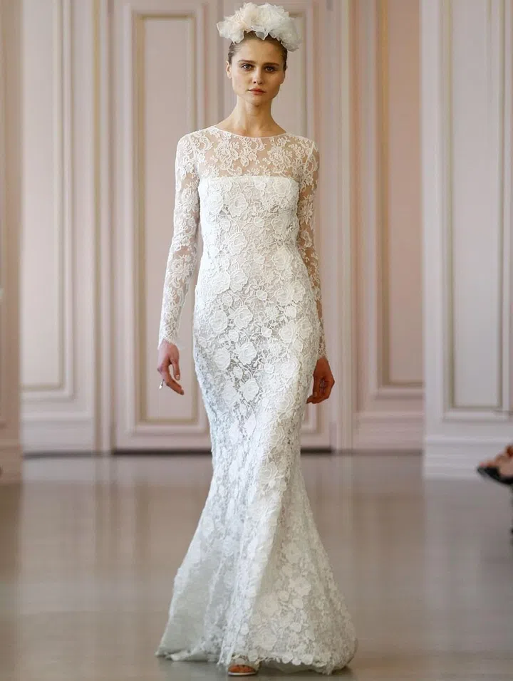 A more form-fitting silhouette than Pippa's ball gown, this Oscar de la Renta sheath would achieve a similar aesthetic–while still showing off your enviable frame.

Oscar de la Renta "Evaleigh" sheath, oscardelarenta.com