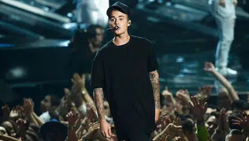 justin bieber to perform at grammys 2016